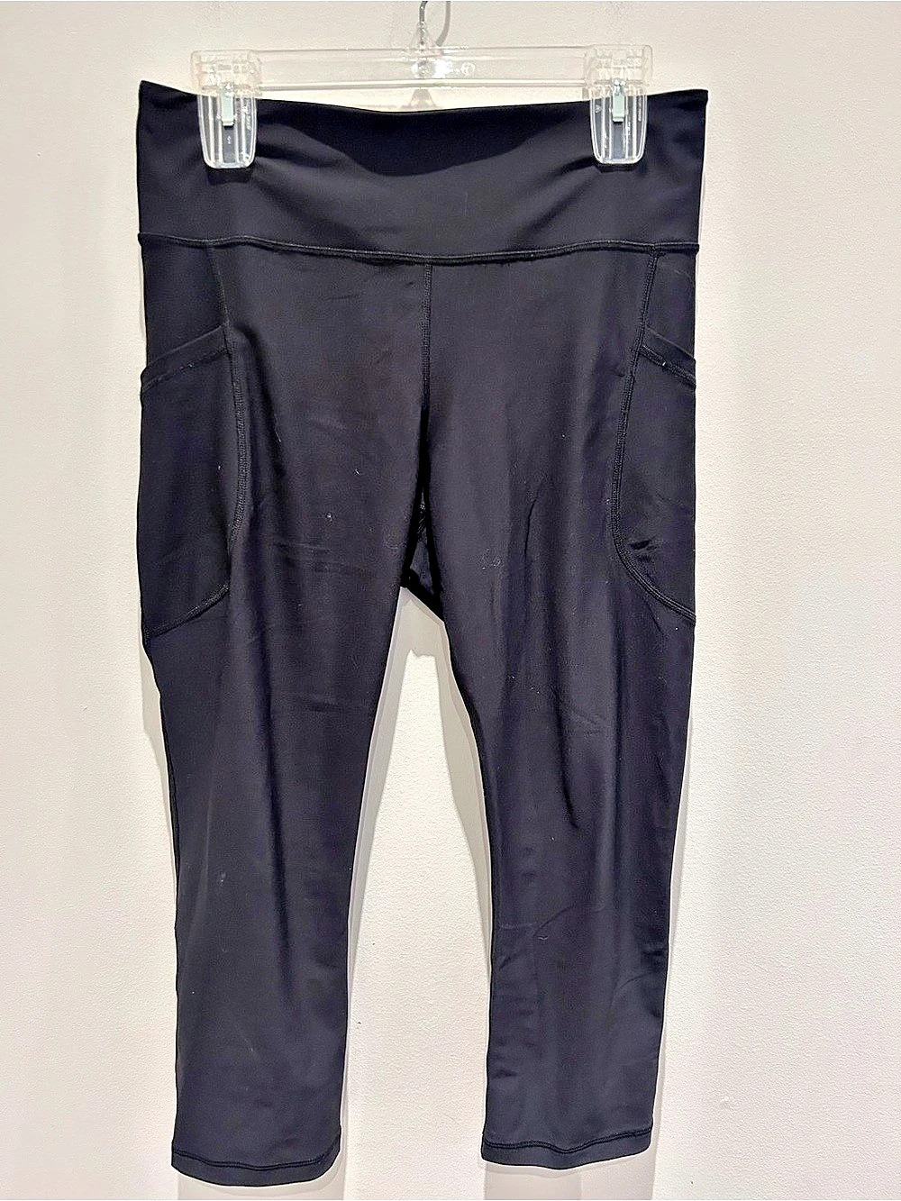 Old Navy PowerSoft High-Waisted Pocket 3/4 Length Leggings Black Large